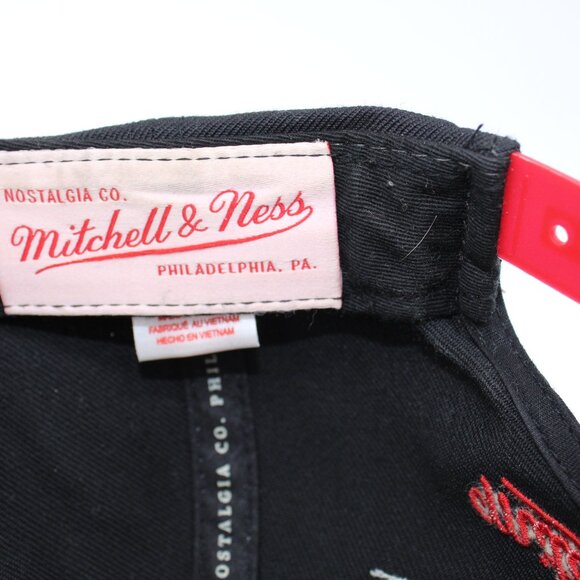 Mitchell & Ness 2 Tone Chicago Blackhawks - Picture 6 of 8